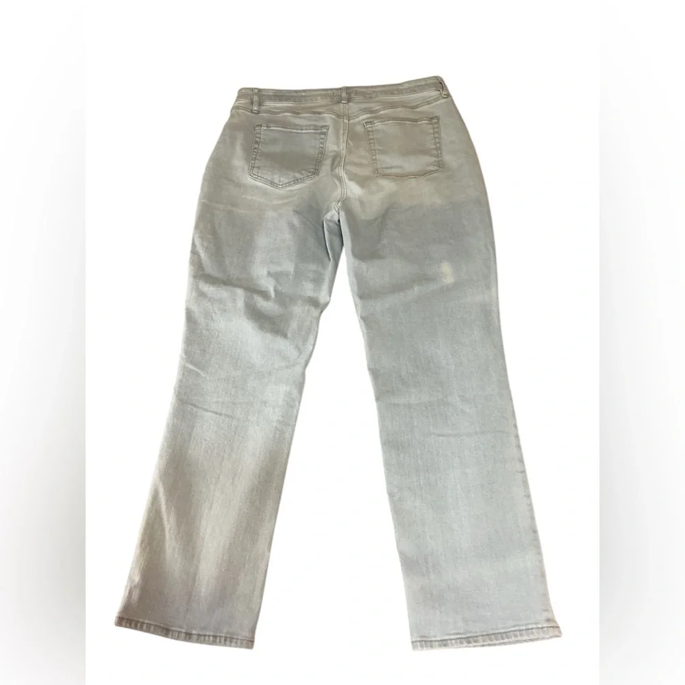 LOFT Light Wash women’s Jeans – Size 31 / 12‎